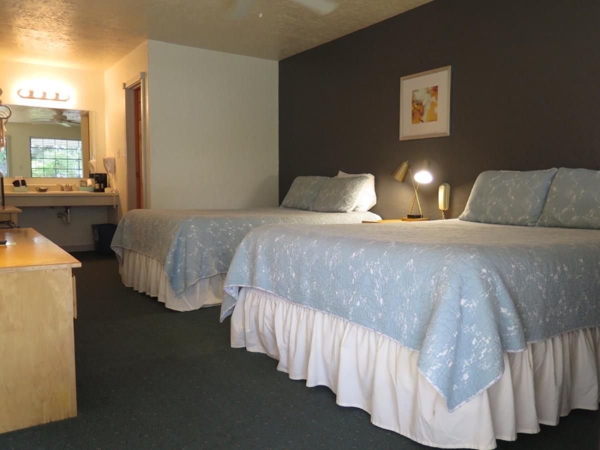Wimberley Inn & Bar Экстерьер фото