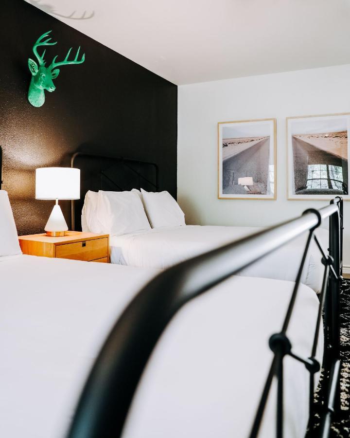 Wimberley Inn & Bar Экстерьер фото