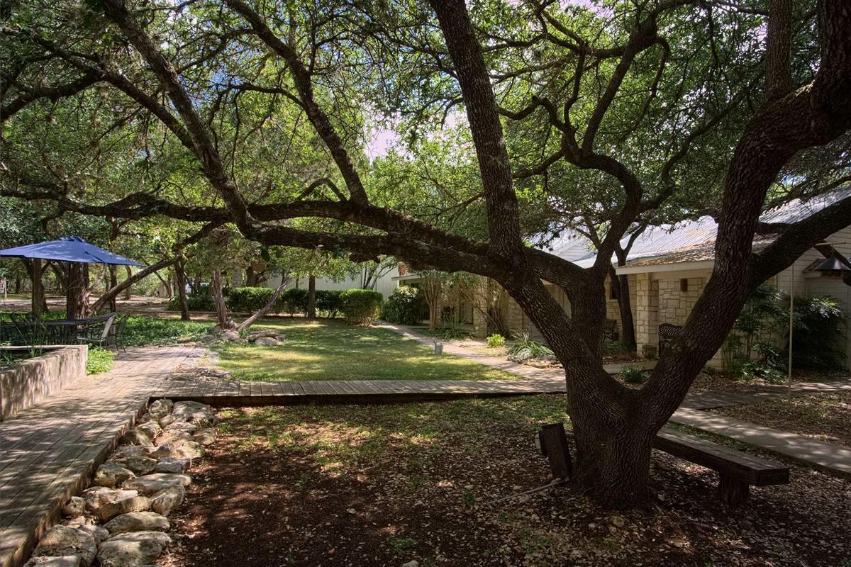 Wimberley Inn & Bar Экстерьер фото